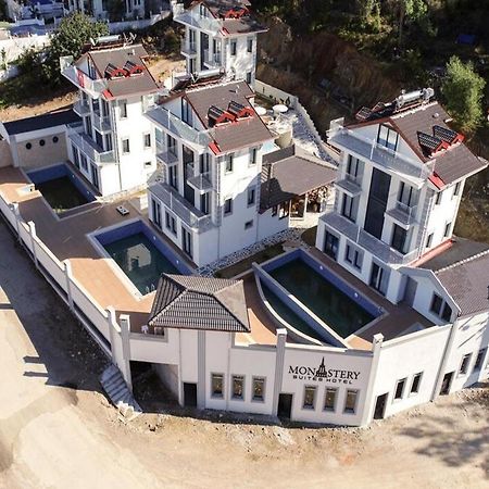 Monastery Suites Hotel-Fethiye โอลลุนเดนิซ ภายนอก รูปภาพ