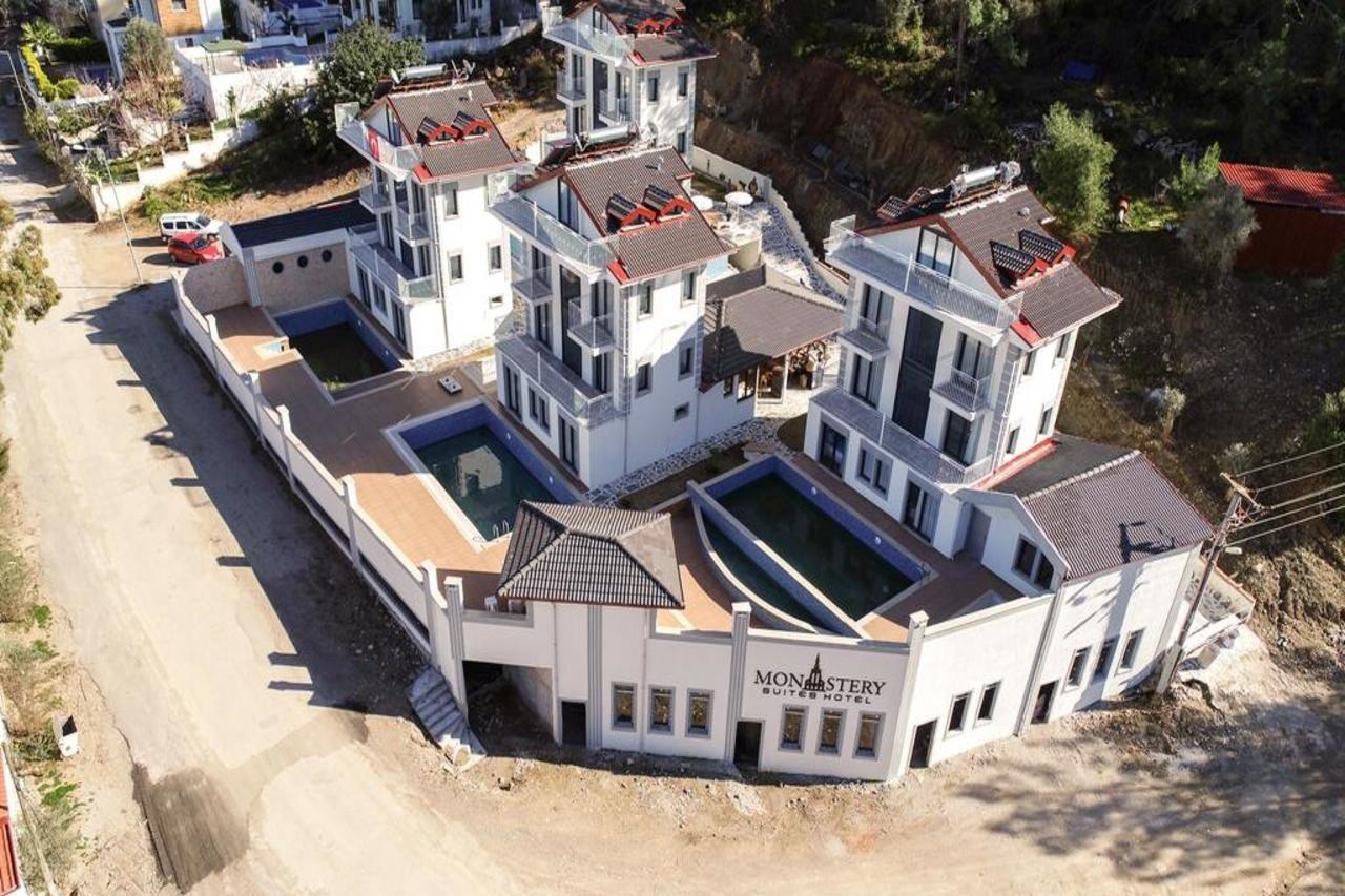 Monastery Suites Hotel-Fethiye โอลลุนเดนิซ ภายนอก รูปภาพ