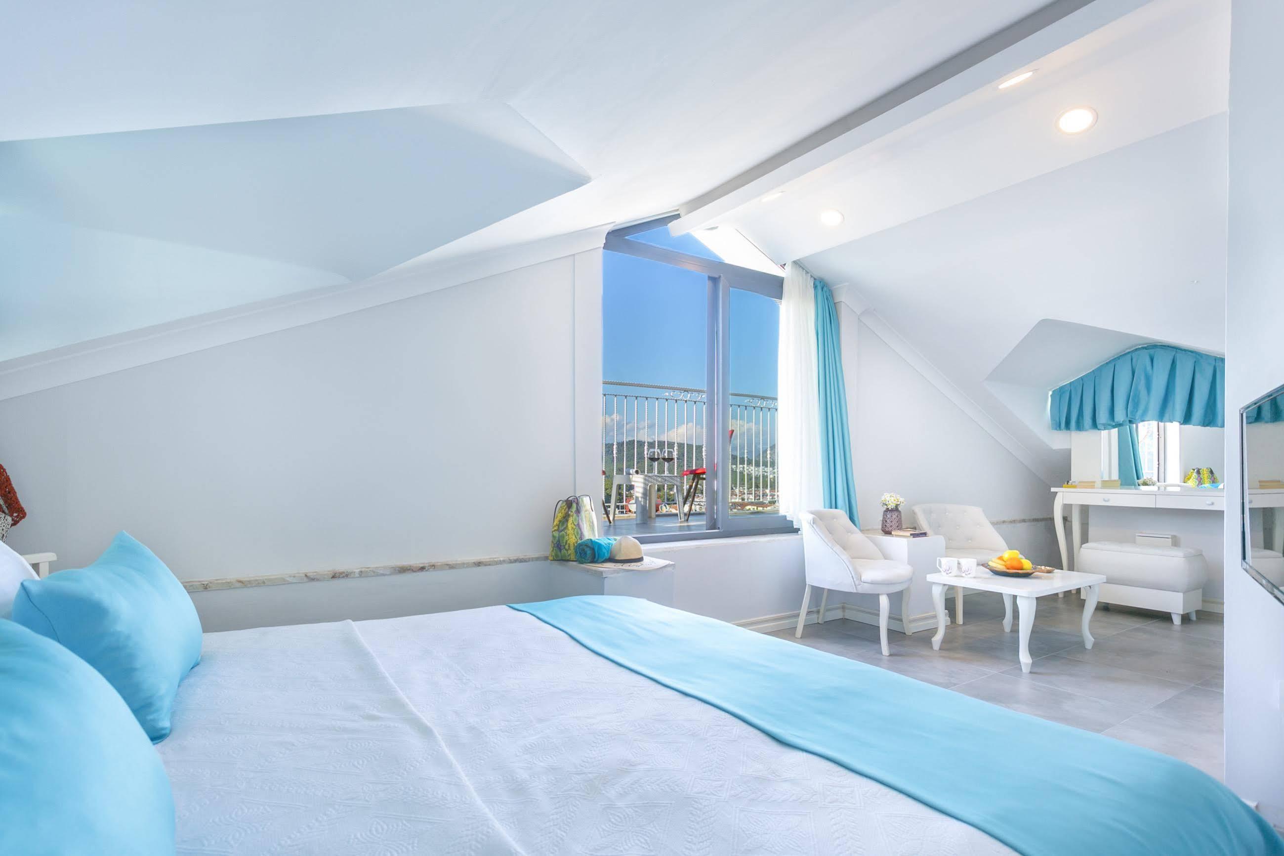 Monastery Suites Hotel-Fethiye โอลลุนเดนิซ ภายนอก รูปภาพ