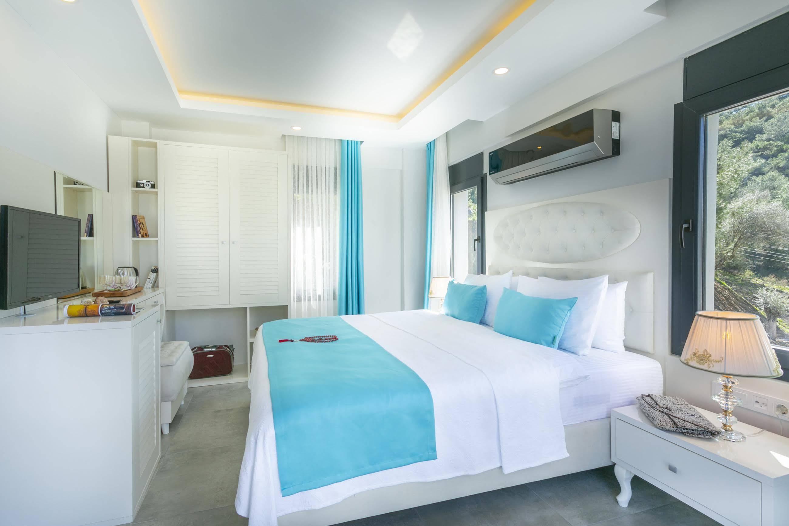 Monastery Suites Hotel-Fethiye โอลลุนเดนิซ ภายนอก รูปภาพ
