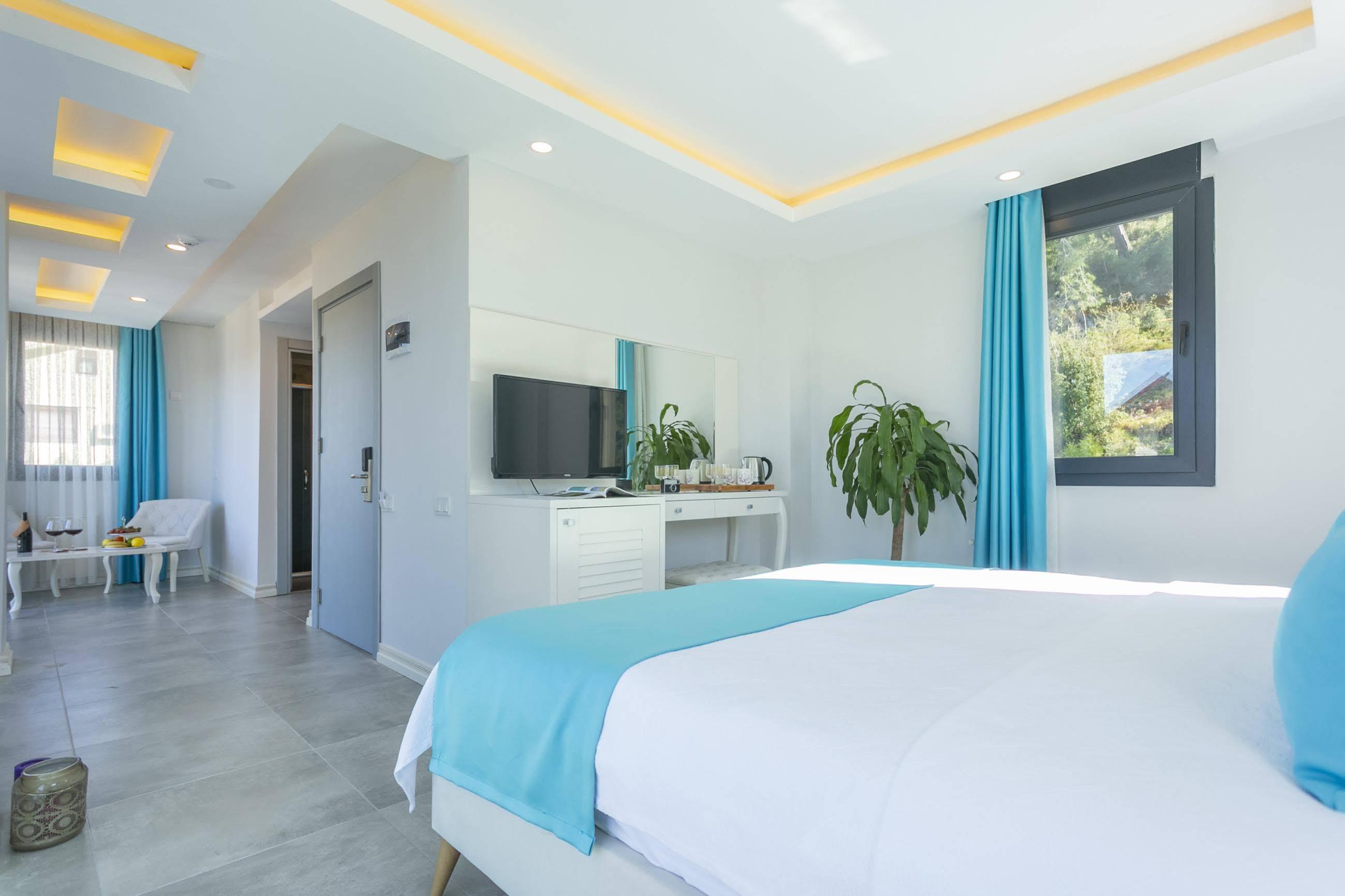 Monastery Suites Hotel-Fethiye โอลลุนเดนิซ ภายนอก รูปภาพ