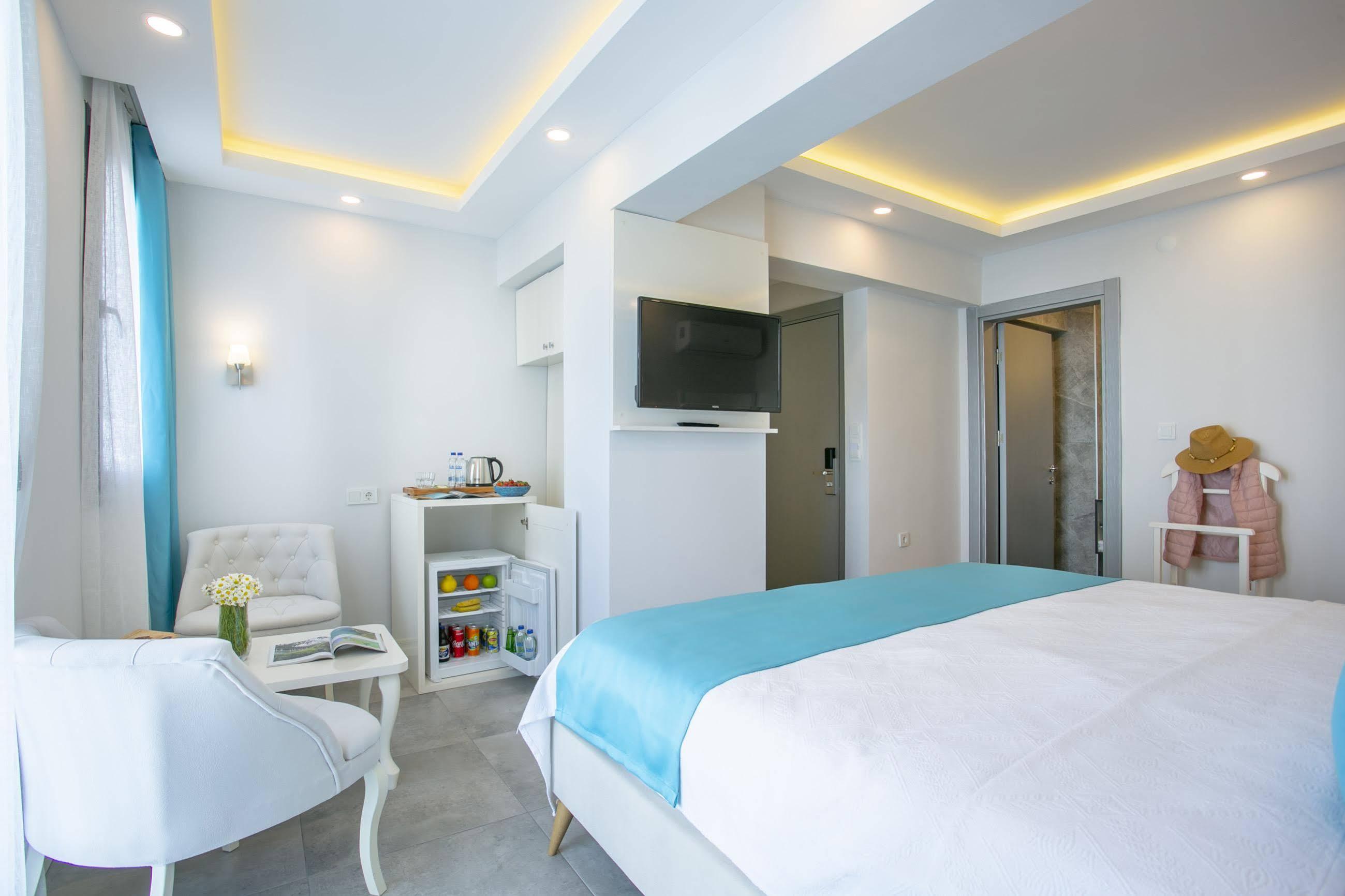Monastery Suites Hotel-Fethiye โอลลุนเดนิซ ภายนอก รูปภาพ